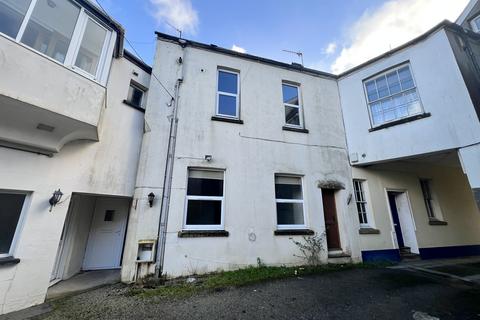 1 bedroom flat for sale, 3 Heather Close, Okehampton, Devon EX20 1DB
