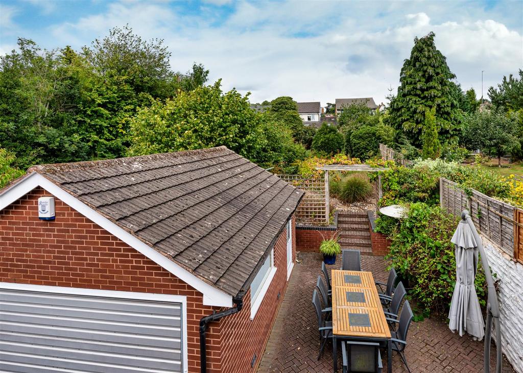 112 Bridgnorth Road-2.jpg
