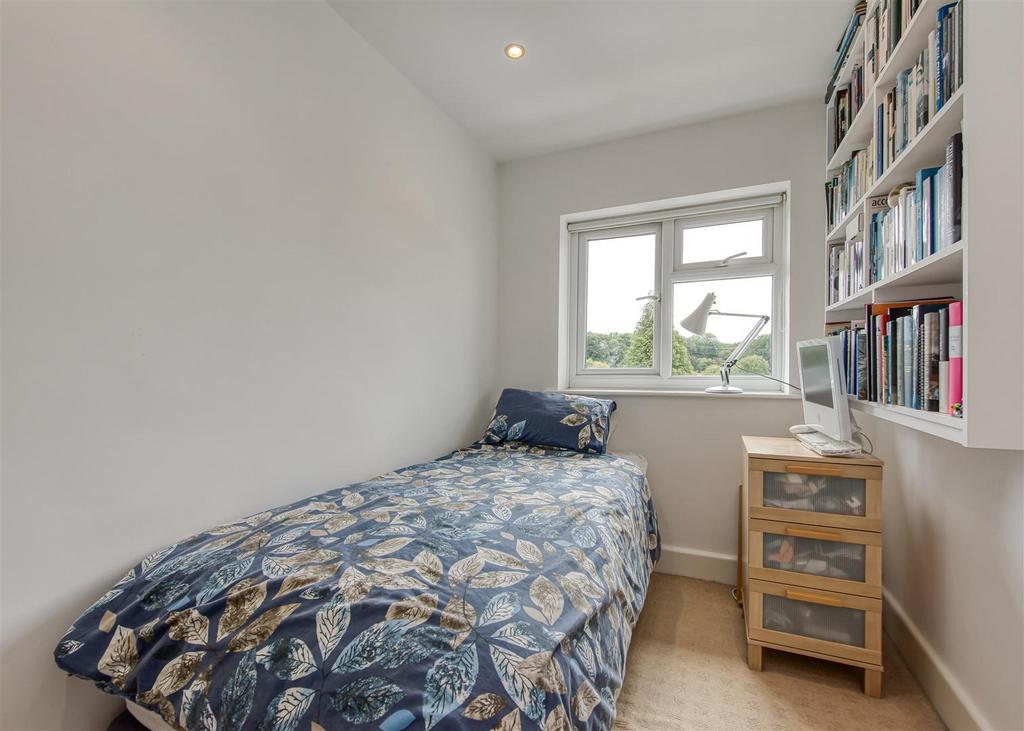 112 Bridgnorth Road-10.jpg