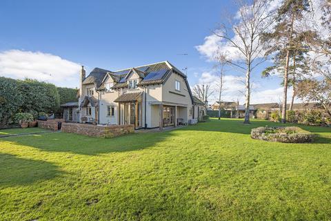 4 bedroom detached house for sale, Green End Road, Huntingdon PE28