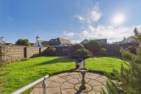 undefined, Spoonbill Close, Porthcawl CF36