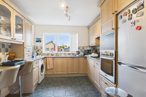 undefined, Spoonbill Close, Porthcawl CF36