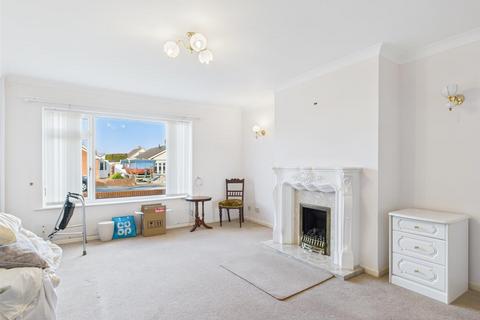undefined, Spoonbill Close, Porthcawl CF36