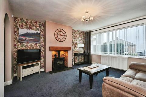 2 bedroom semi-detached house for sale, Lower Edge Road, West Yorkshire HX5