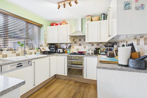 4 bedroom detached house for sale, Murrell Close, Cambridgeshire PE19