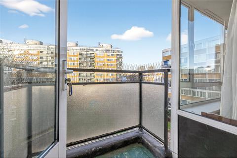 2 bedroom apartment to rent, Chippendale House, Churchill Gardens, London, SW1V