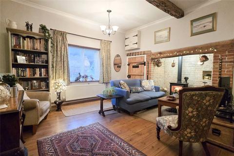 3 bedroom terraced house for sale, High Street, Erlestoke