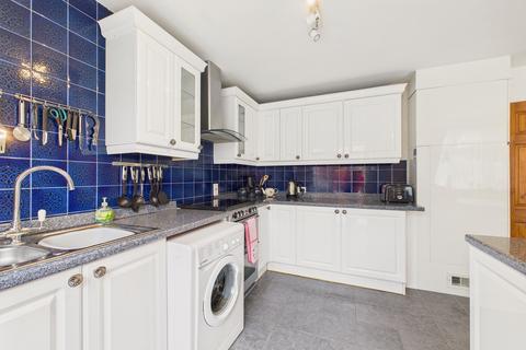 3 bedroom terraced house for sale, Briarsyde Close, Whickham, NE16