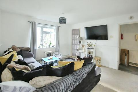 undefined, Oak Avenue, Cheltenham GL52