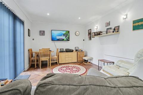 undefined, Beverley Gardens, Southampton SO31