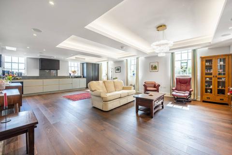 2 bedroom flat to rent, Richmond Hill, Richmond, TW10