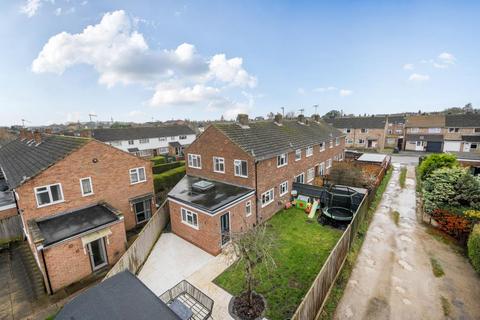 undefined, Barry Avenue,  Bicester,  Oxfordshire,  OX26