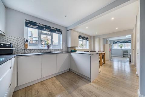 3 bedroom end of terrace house for sale, Barry Avenue,  Bicester,  Oxfordshire,  OX26
