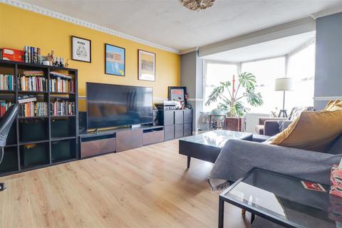 undefined, Norfolk Avenue, Leigh-on-Sea SS9