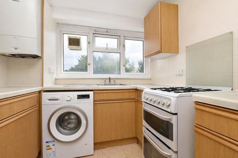 2 bedroom flat for sale, Shrublands Avenue, Croydon, CR0