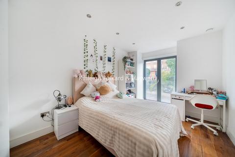 1 bedroom flat for sale, Alexandra Park Road, Wood Green, London, N22