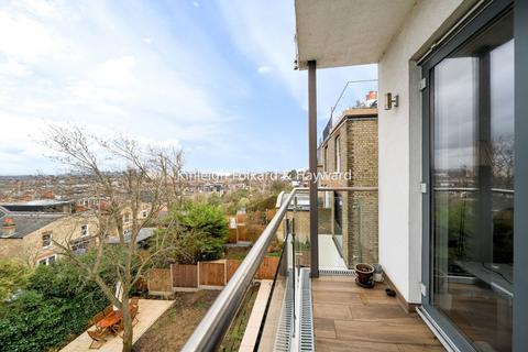 1 bedroom flat for sale, Alexandra Park Road, Wood Green, London, N22