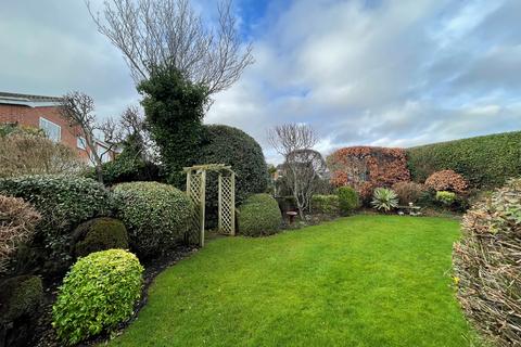 4 bedroom detached house for sale, Hillsden Road, Beaumont Park, Whitley Bay, NE25 9XG