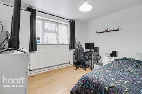 undefined, Redden Court Road, Harold Wood