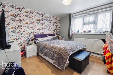 undefined, Redden Court Road, Harold Wood