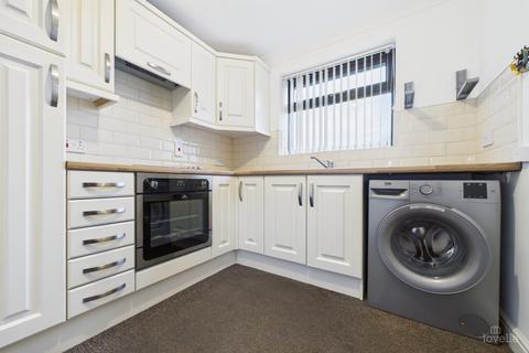 2 bedroom semi-detached house for sale, Sands Lane, North Lincolnshire DN18