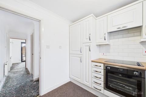 2 bedroom semi-detached house for sale, Sands Lane, North Lincolnshire DN18