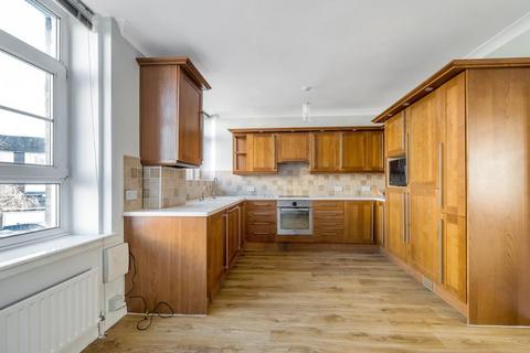 3 bedroom apartment to rent, Valencia Road, Stanmore