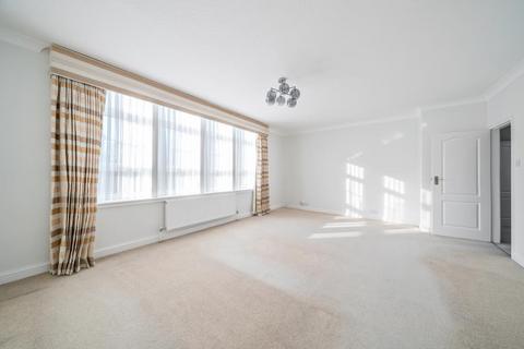 3 bedroom apartment to rent, Valencia Road, Stanmore