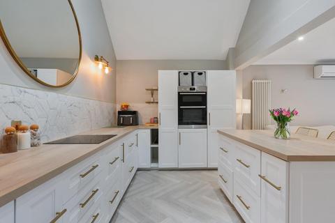 3 bedroom detached bungalow for sale, Reigate Road, Burgh Heath, Tadworth