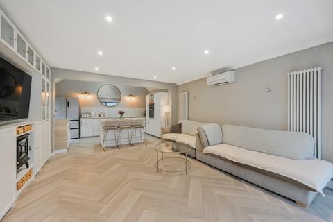 3 bedroom detached bungalow for sale, Reigate Road, Burgh Heath, Tadworth
