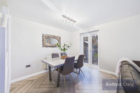 undefined, Saint Close, Hebburn
