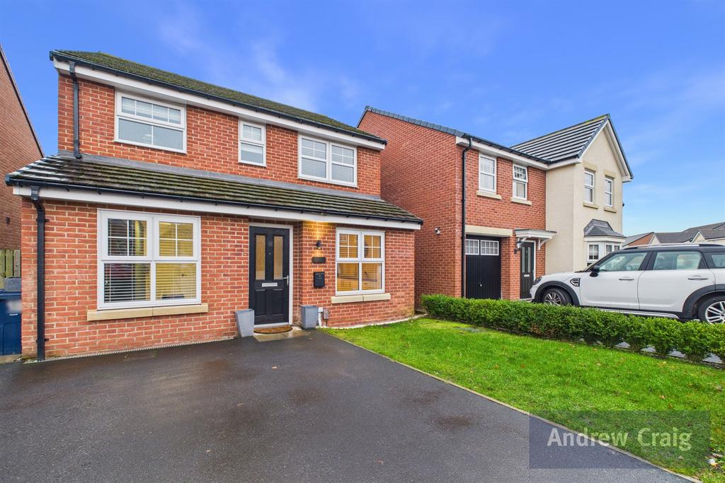 Saint Close, Hebburn 3 bed detached house for sale - £309,999