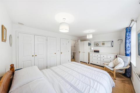 undefined, Hyndford Crescent, Greenhithe