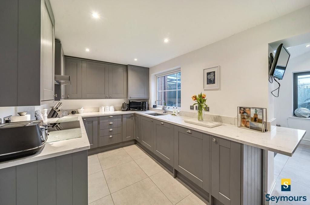 Modern Kitchen