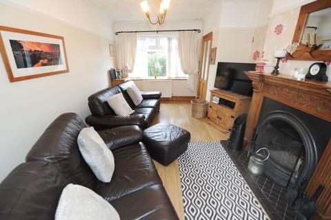 3 bedroom semi-detached house for sale, Elsinore Avenue, Irlam, M44