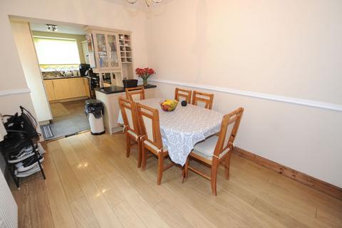 3 bedroom semi-detached house for sale, Elsinore Avenue, Irlam, M44