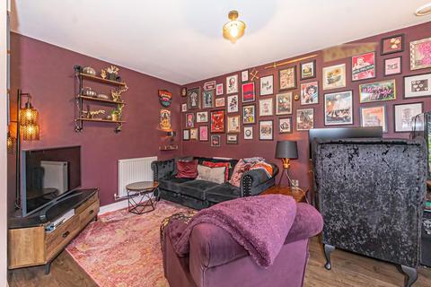 undefined, Campbell Lane, Pitstone