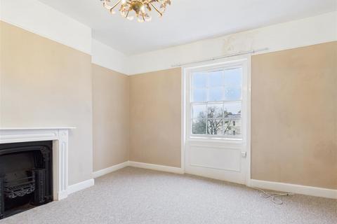 undefined, Montpellier, Cheltenham