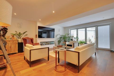 undefined, Woodpecker Close, Warblington, Havant