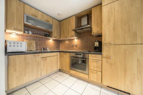 1 bedroom flat for sale, Western Gateway, London E16