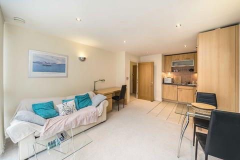 1 bedroom flat for sale, Western Gateway, London E16