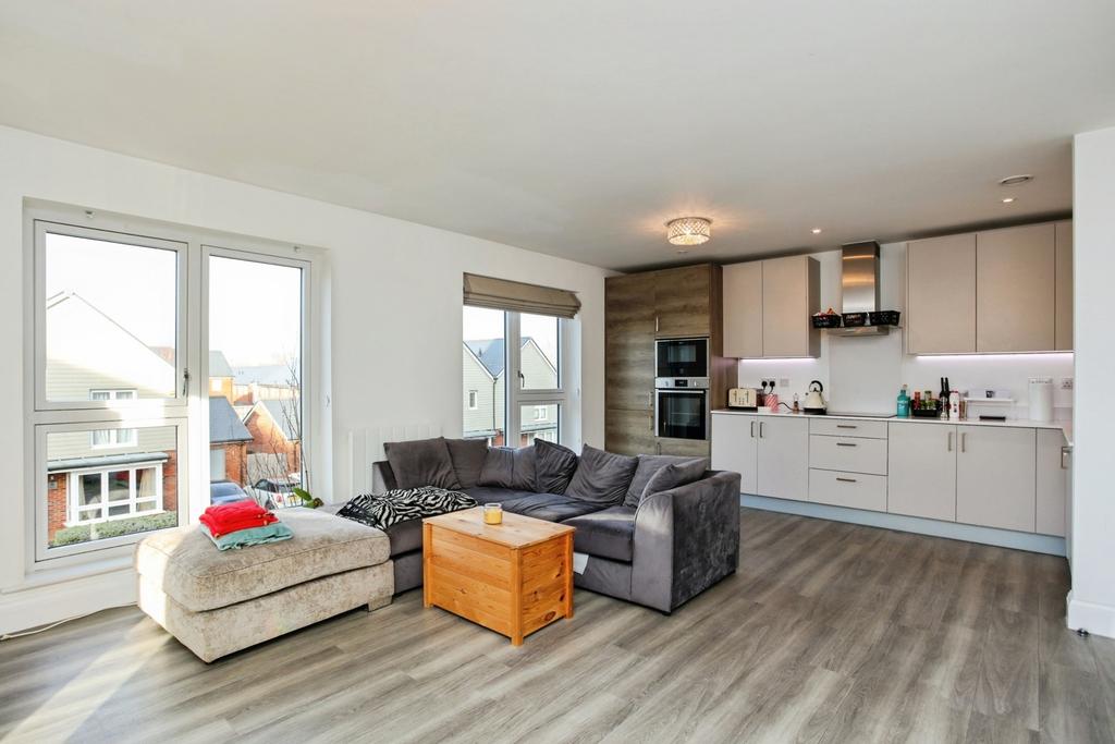 Lounge/ Kitchen
