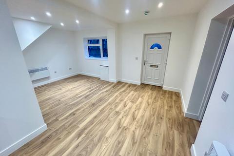 1 bedroom flat to rent, Edward St , Burton upon Trent DE14