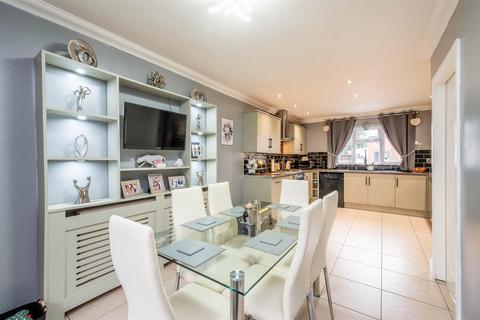 4 bedroom terraced house for sale, Homestead, Bamber Bridge, Preston