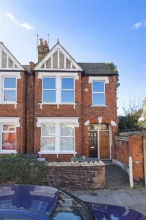 Studio to rent, Foyle Road, London
