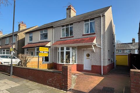 3 bedroom semi-detached house for sale, Hillfield, Monkseaton, Whitley Bay, NE25 9AJ