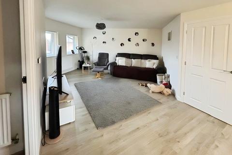 undefined, Belpaire Close, Lower Stondon, Henlow, SG16