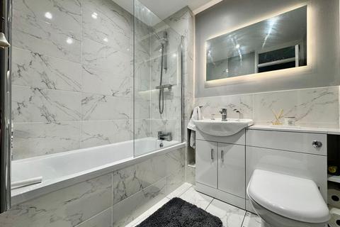 1 bedroom maisonette for sale, Burrell Close, Edgware, HA8