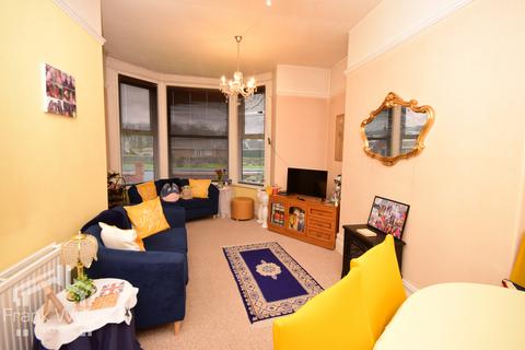 2 bedroom flat for sale, Flat 2, 27 Blackpool Road, Lytham St. Annes, Lancashire