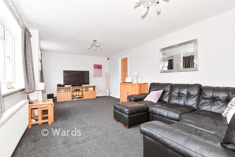 4 bedroom end of terrace house for sale, Apple Close, Snodland ME6